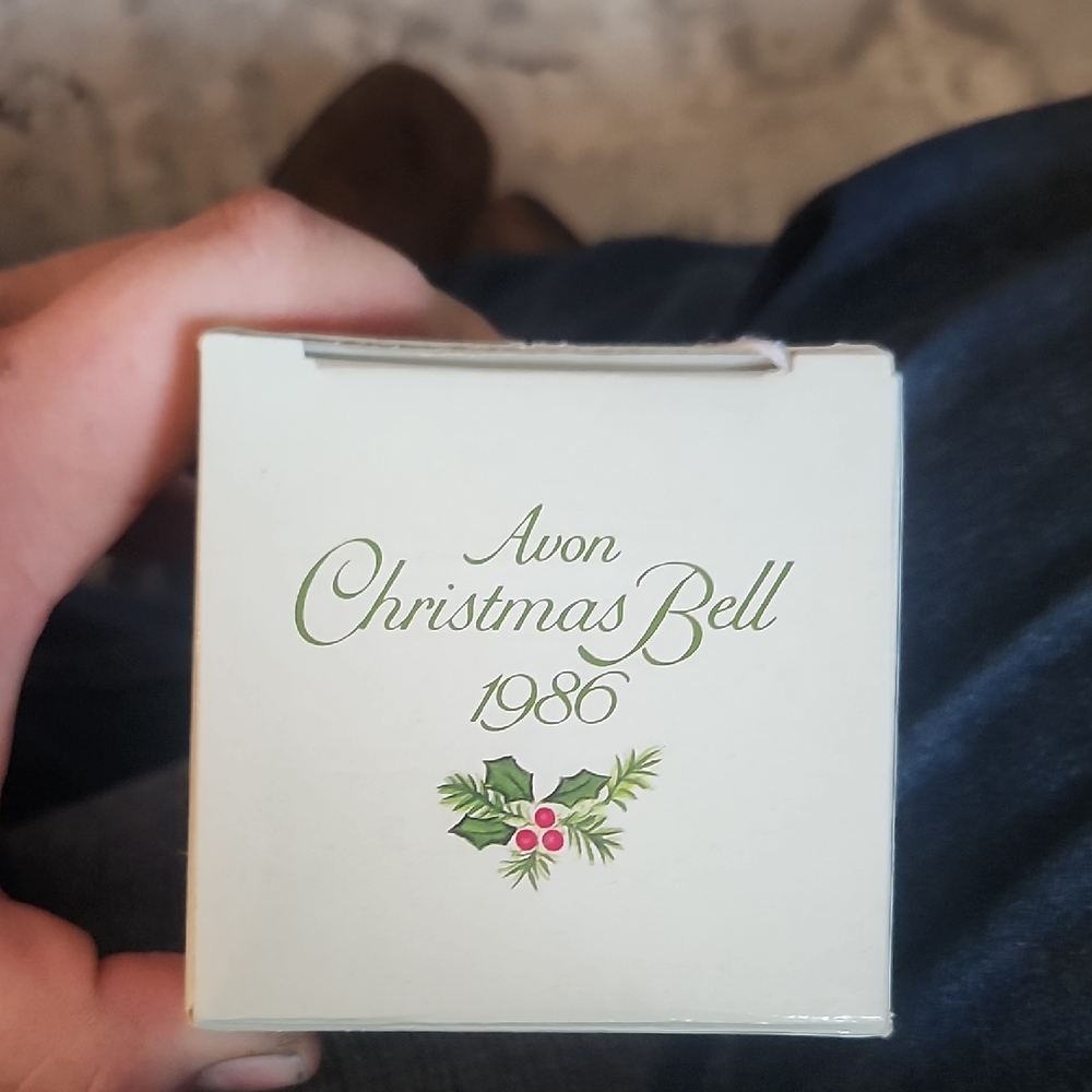 Avon Holiday Bell 1986